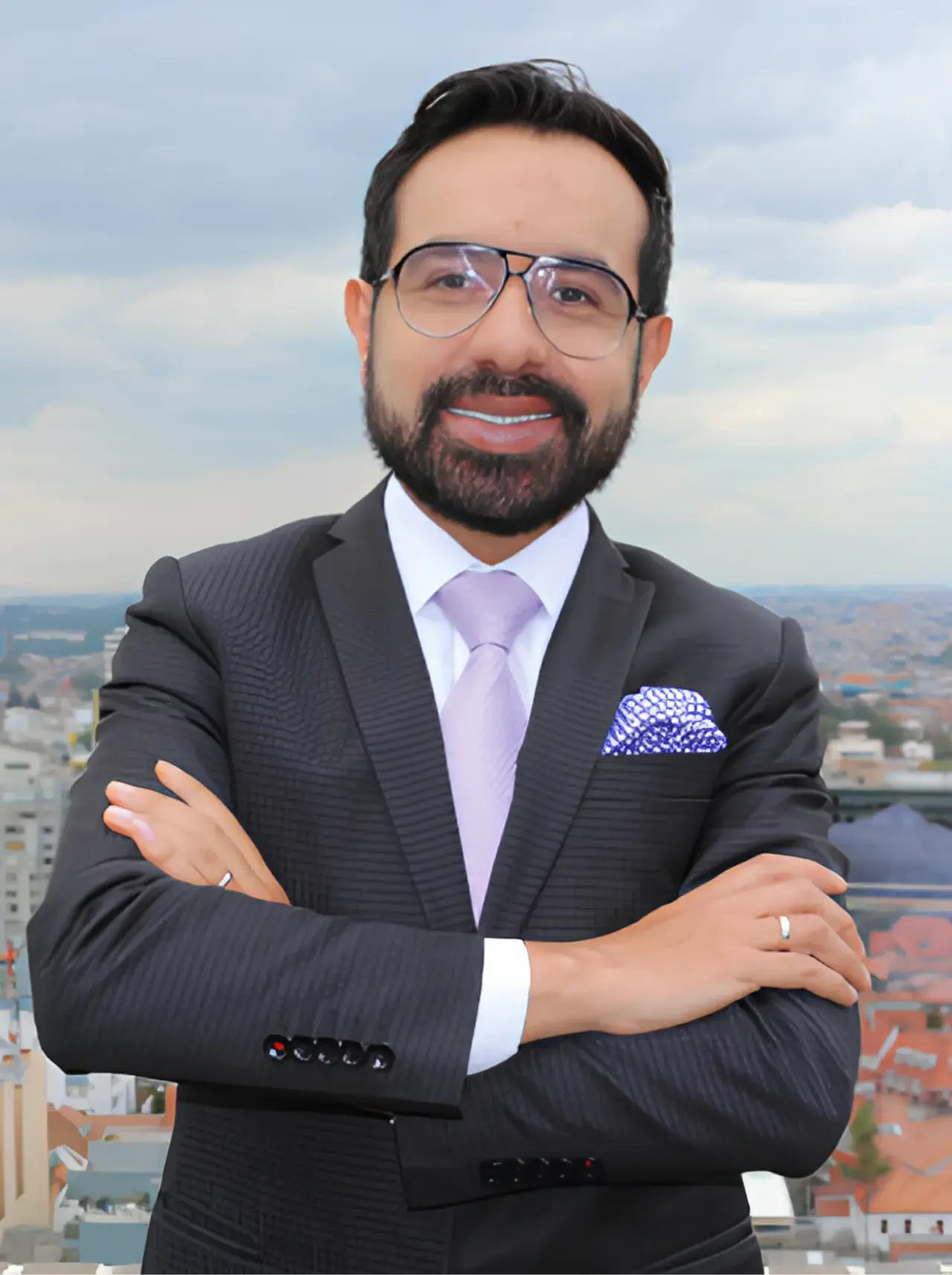 Dr. Luis Fernando Villota Medina